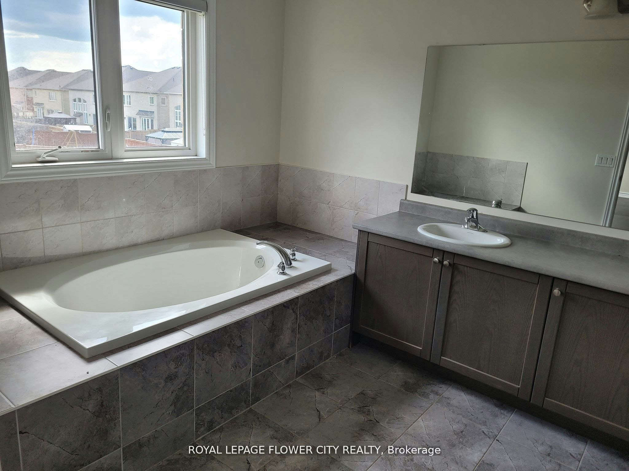 14 Craftsman Road, Caledon, ON, L7C 3W3 - 8