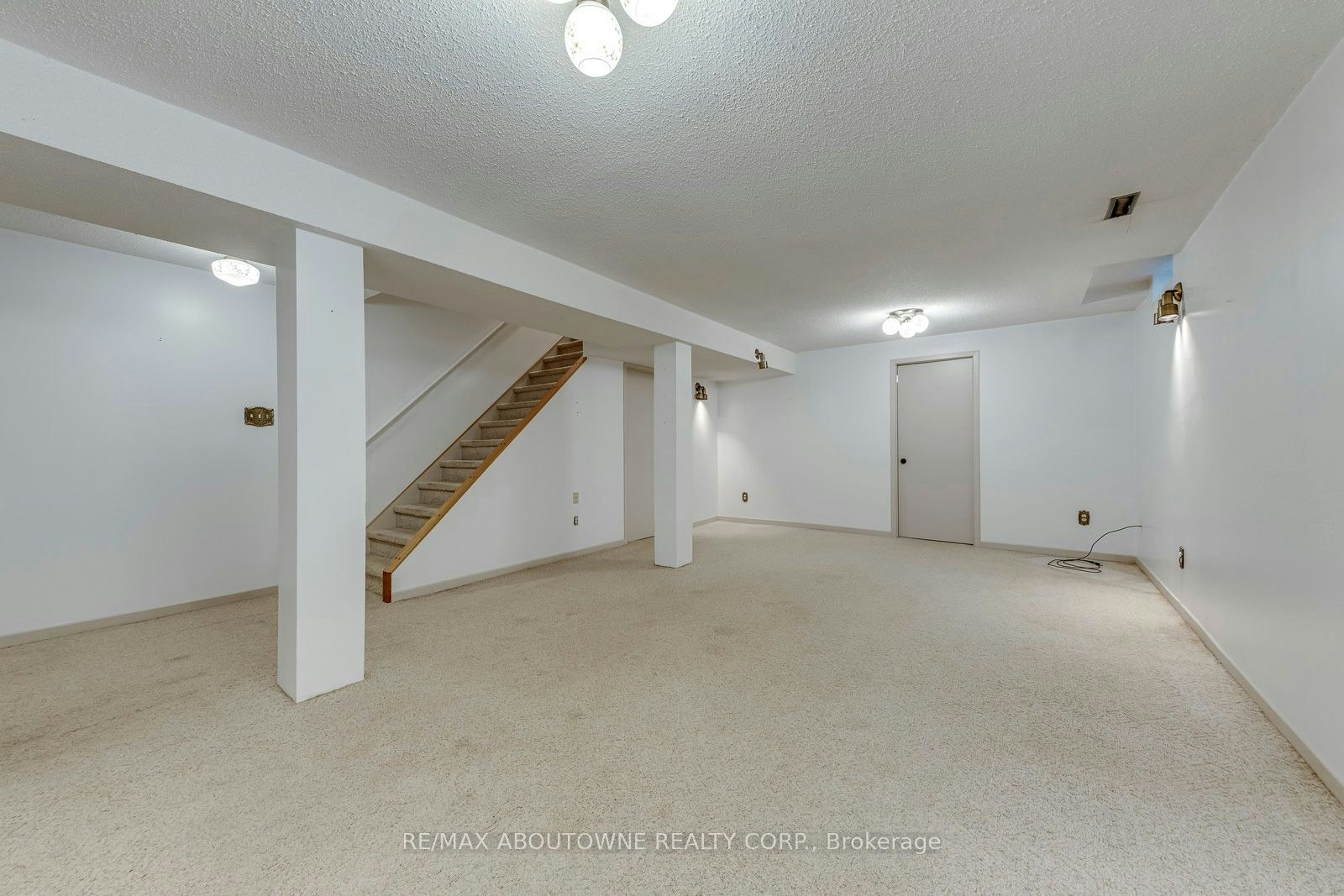 3065 Silverthorn Drive, Oakville, ON, L6L 5N5 - 39