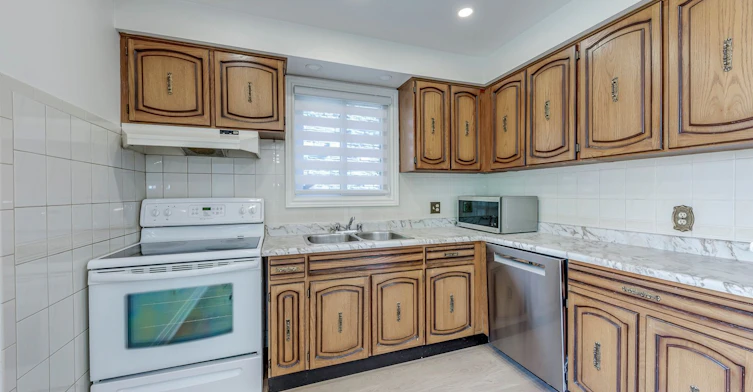 3065 Silverthorn Drive, Oakville, ON, L6L 5N5 - 22