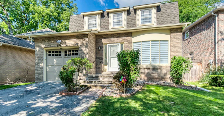 3065 Silverthorn Drive, Oakville, ON, L6L 5N5