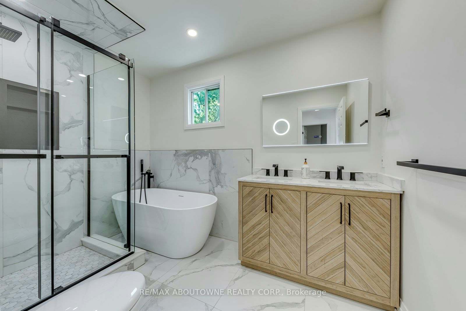 3065 Silverthorn Drive, Oakville, ON, L6L 5N5 - 37