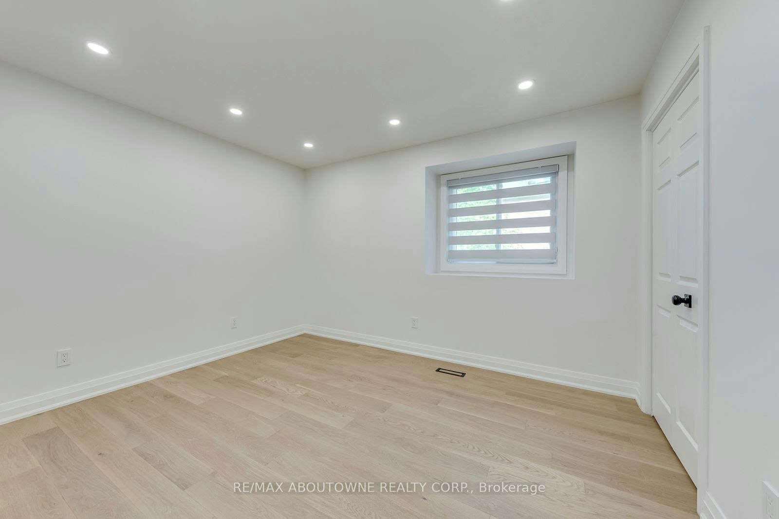 3065 Silverthorn Drive, Oakville, ON, L6L 5N5 - 32