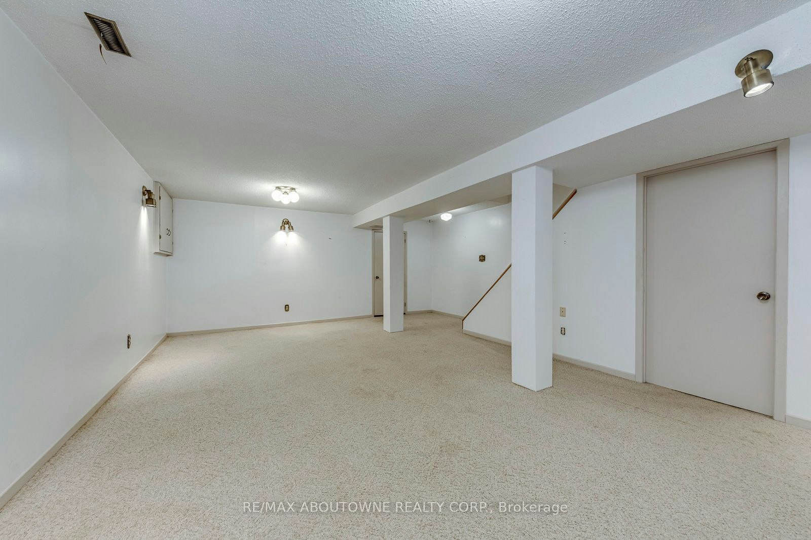 3065 Silverthorn Drive, Oakville, ON, L6L 5N5 - 42