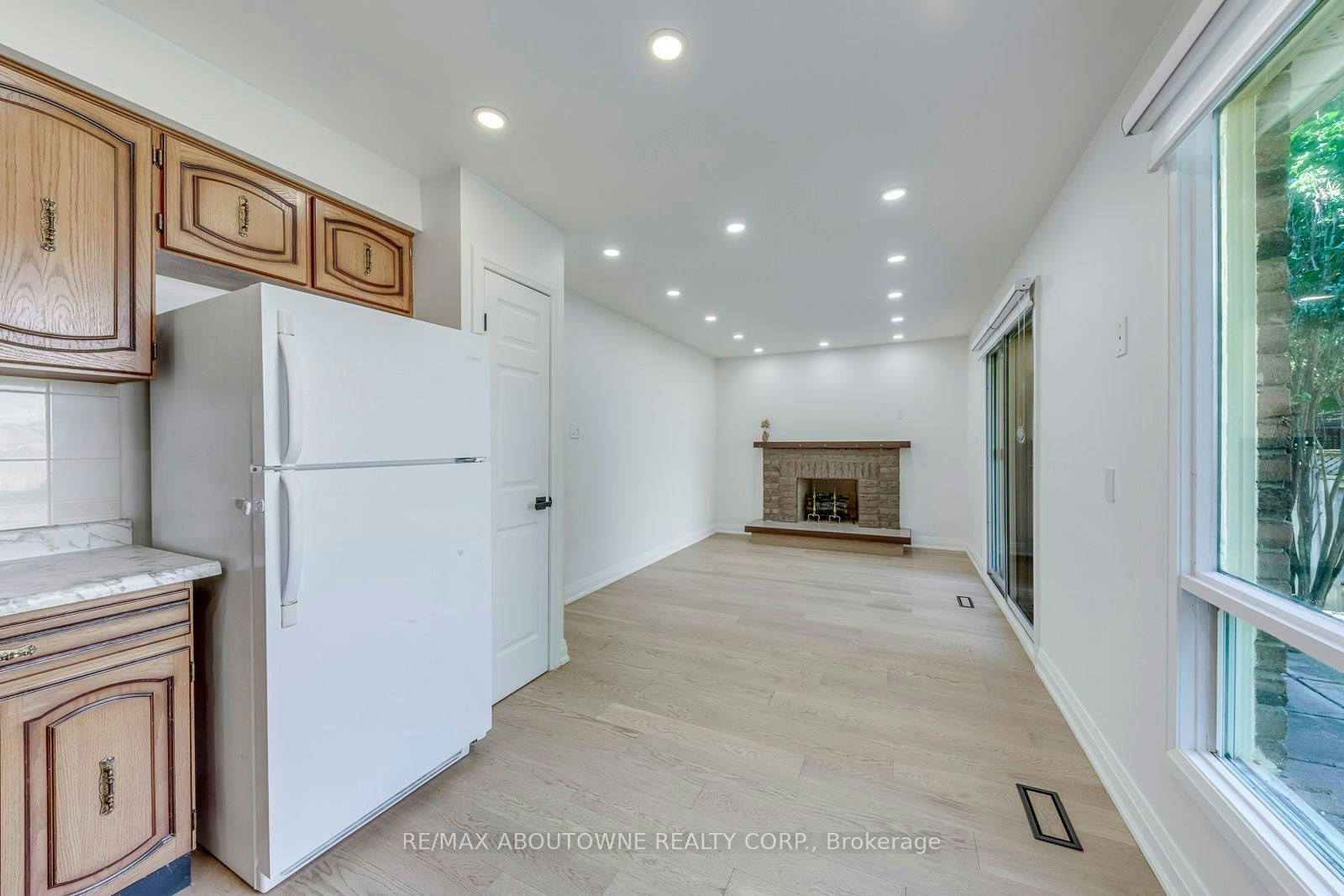 3065 Silverthorn Drive, Oakville, ON, L6L 5N5 - 24