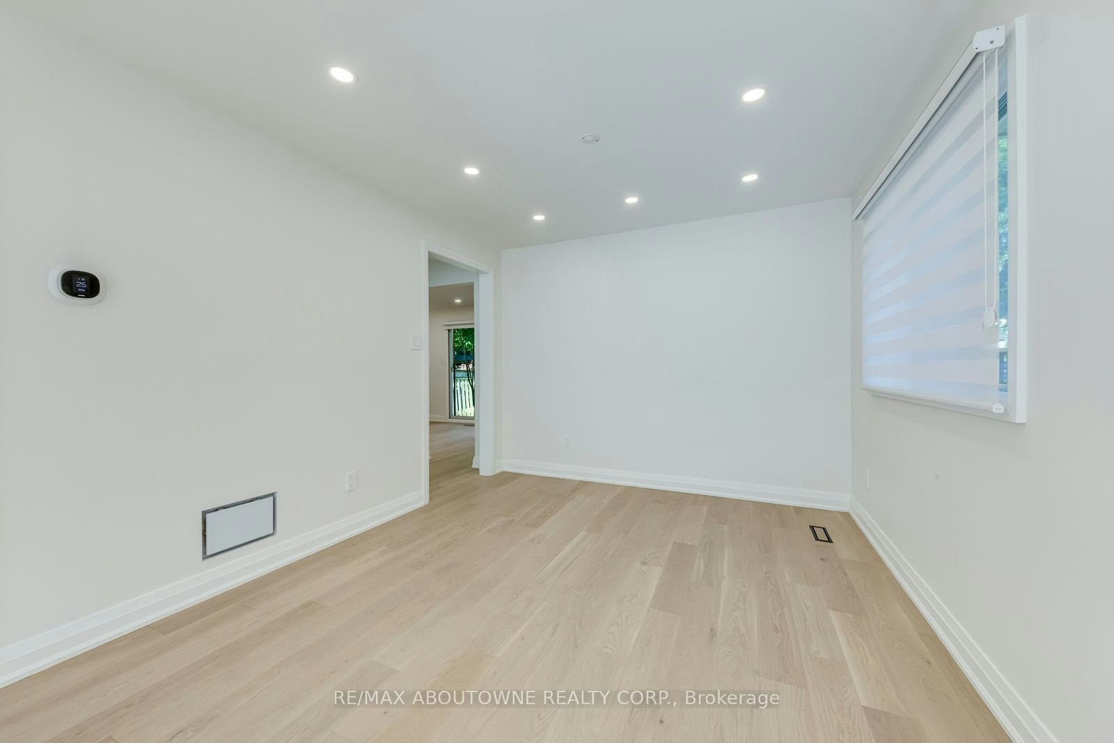 3065 Silverthorn Drive, Oakville, ON, L6L 5N5 - 10