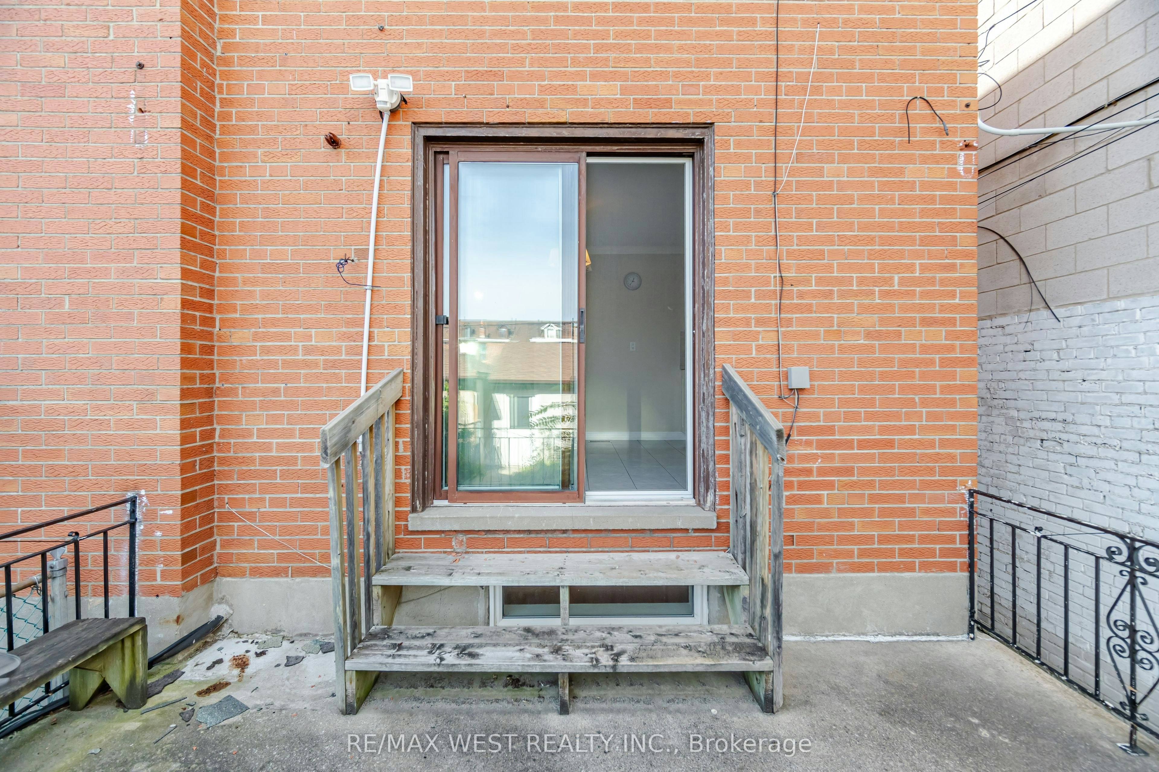 603 Concord Avenue, Toronto, ON, M6H 2R2 - 33