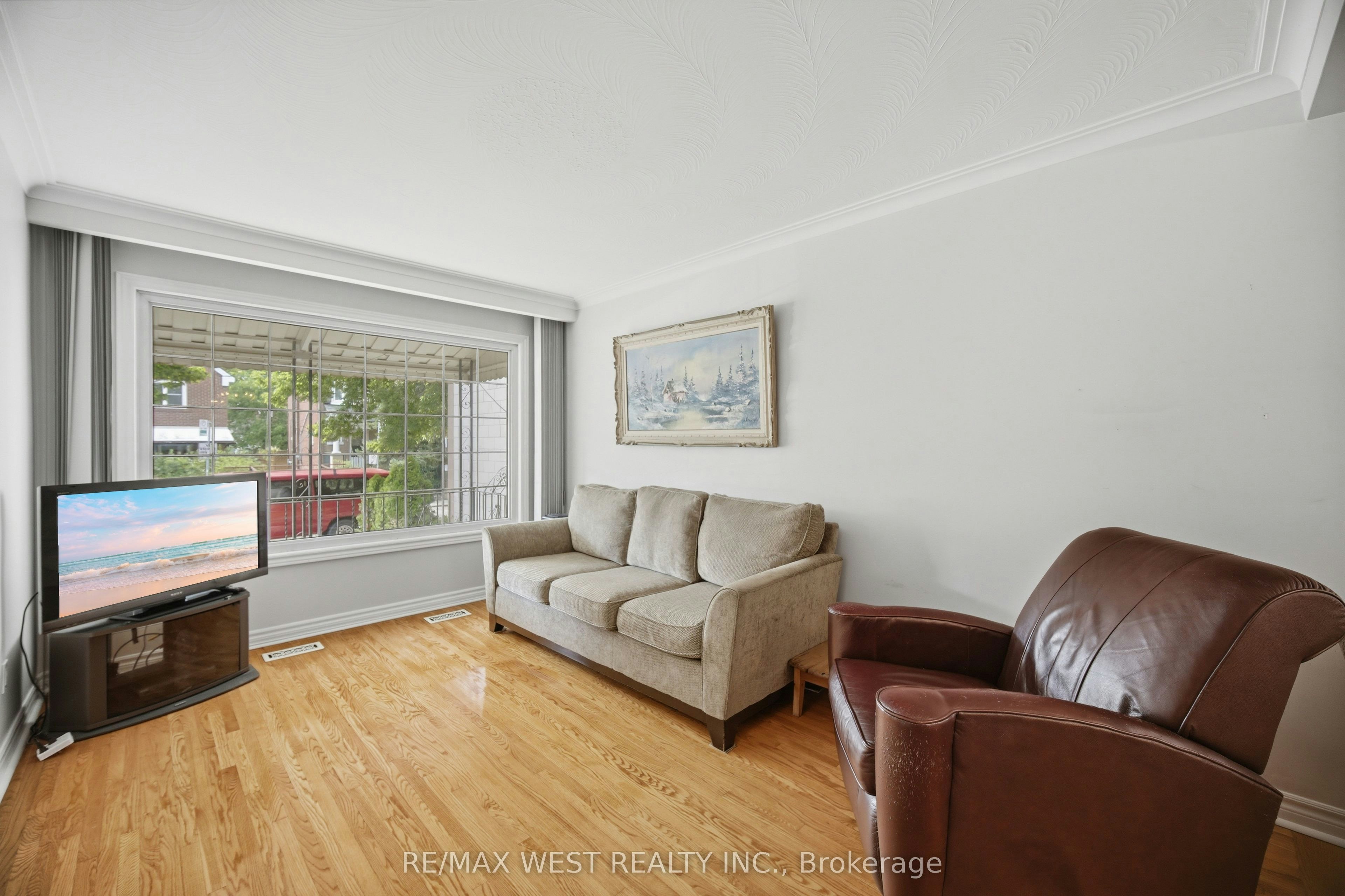 603 Concord Avenue, Toronto, ON, M6H 2R2 - 7
