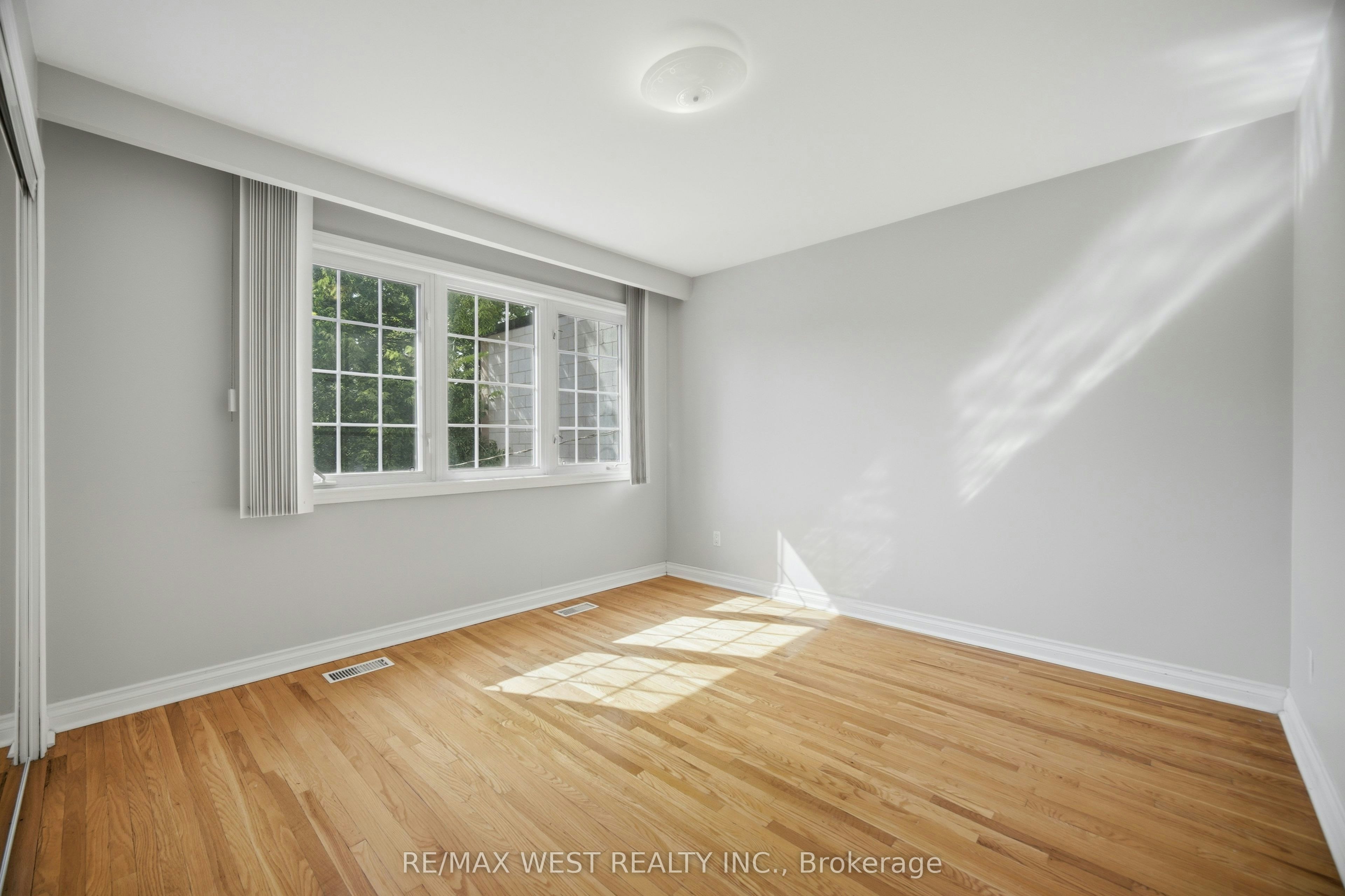 603 Concord Avenue, Toronto, ON, M6H 2R2 - 17