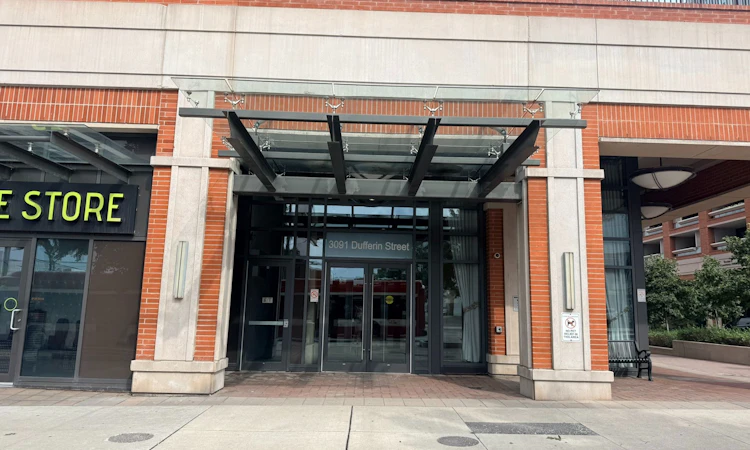 208-3091 Dufferin Street