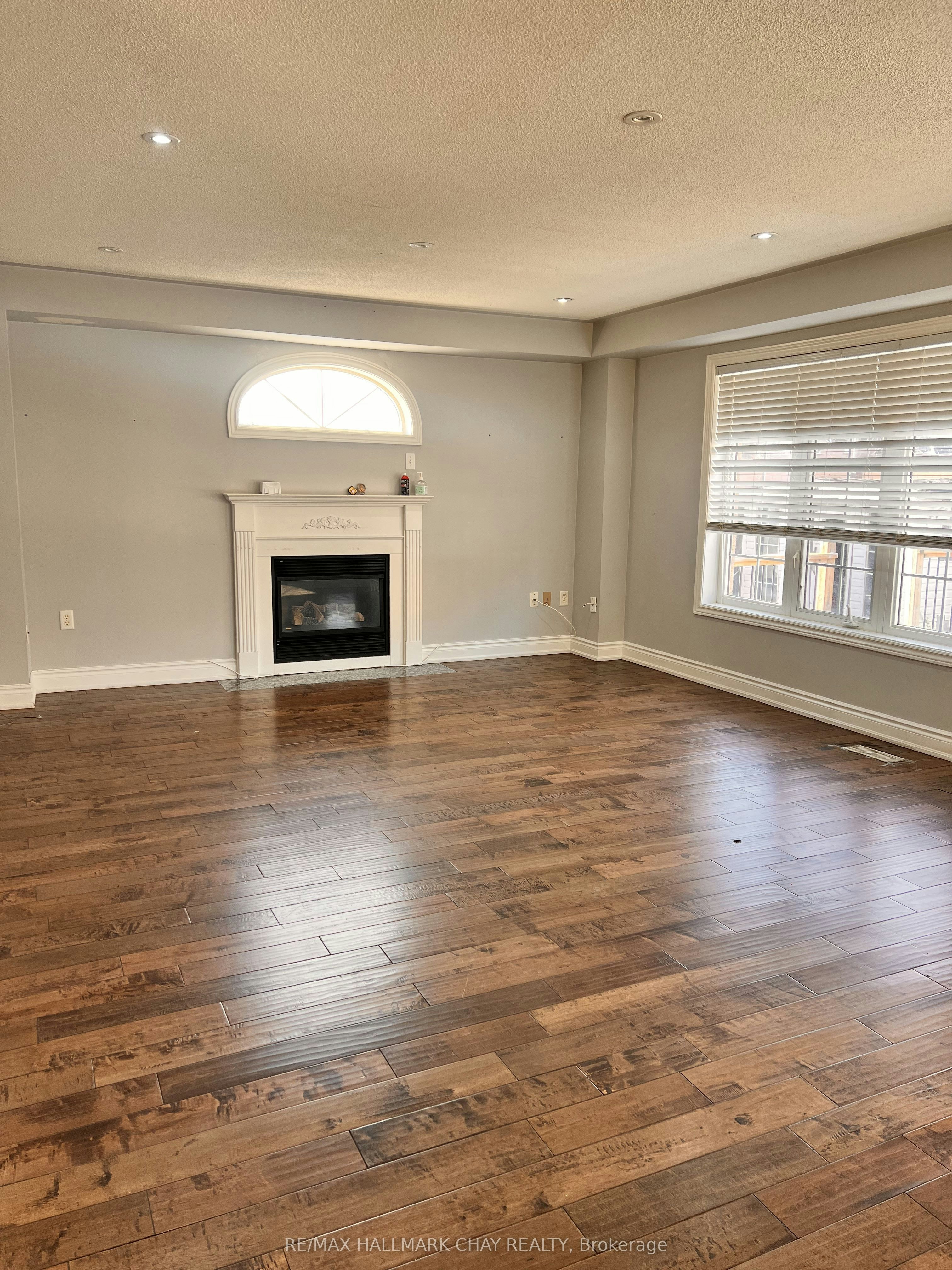 2 Southbend Drive S, Brampton, ON, L7A 1J4 - 12