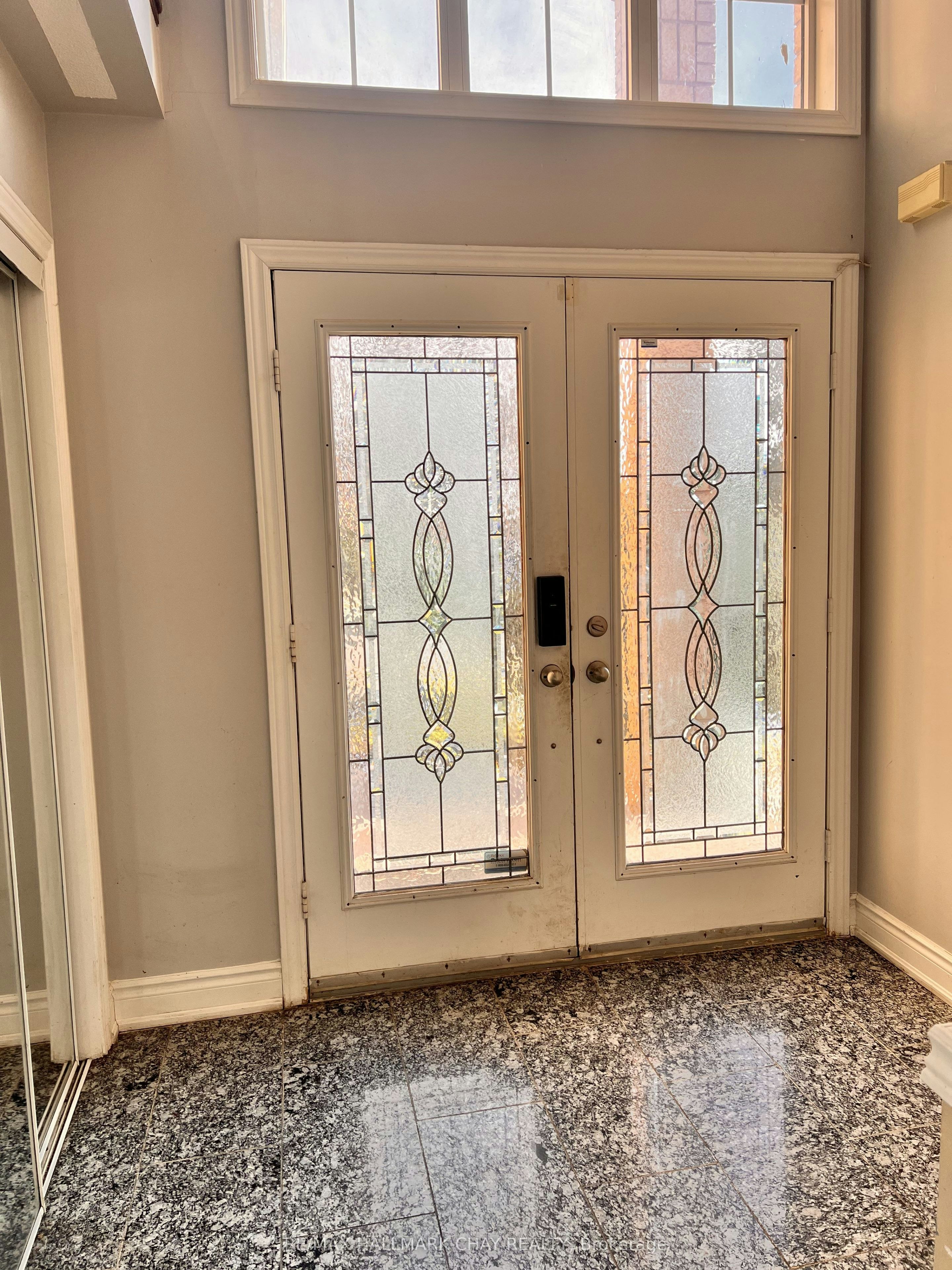 2 Southbend Drive S, Brampton, ON, L7A 1J4 - 4