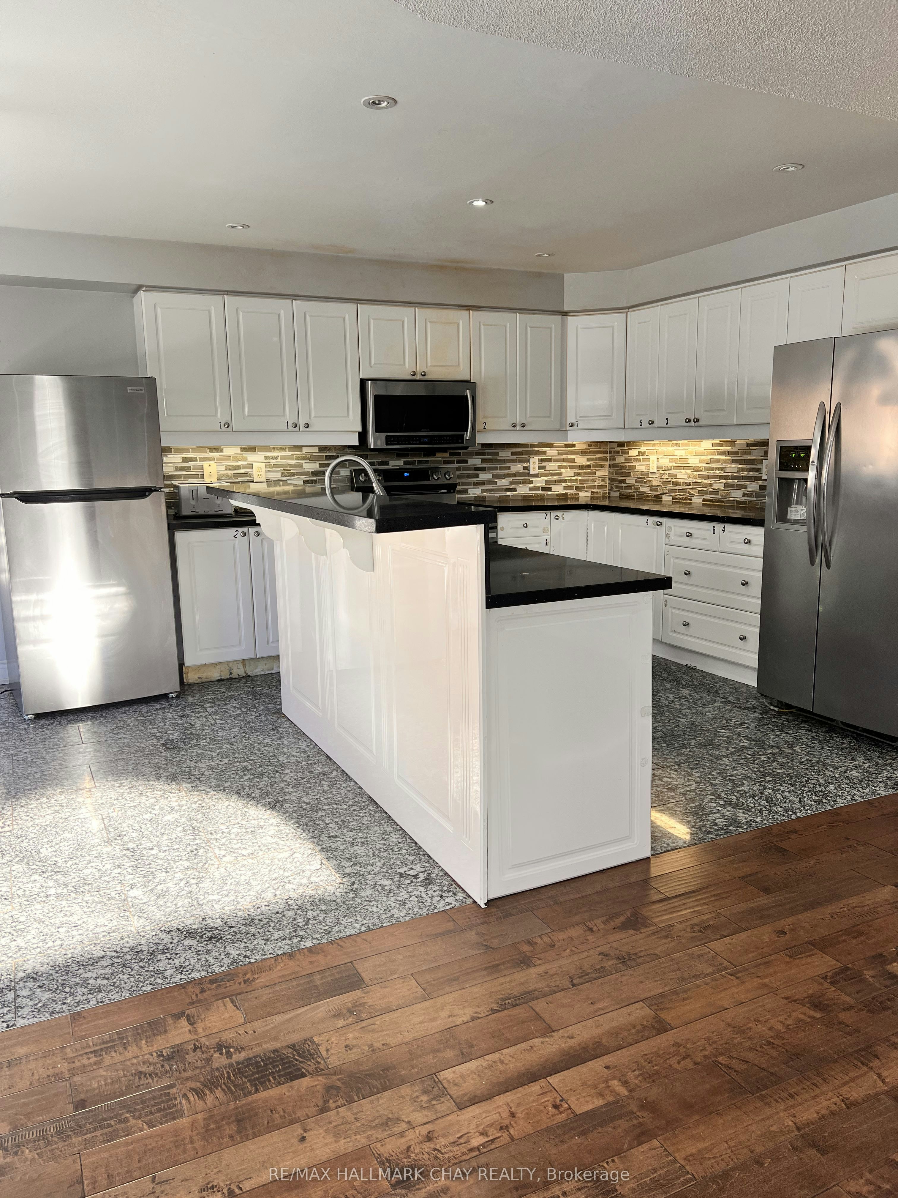 2 Southbend Drive S, Brampton, ON, L7A 1J4 - 15