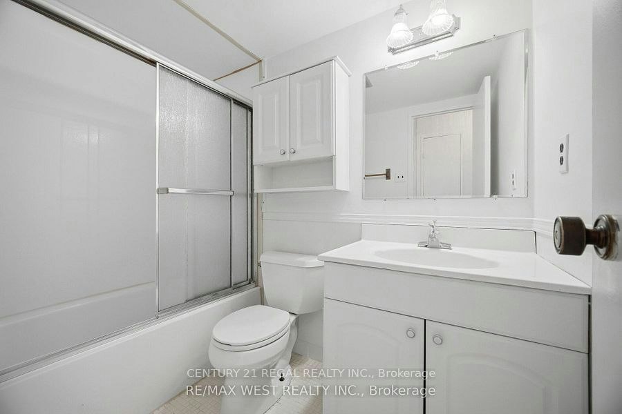 409-15 Kensington Road, Brampton, ON, L6T 3W2 - 3