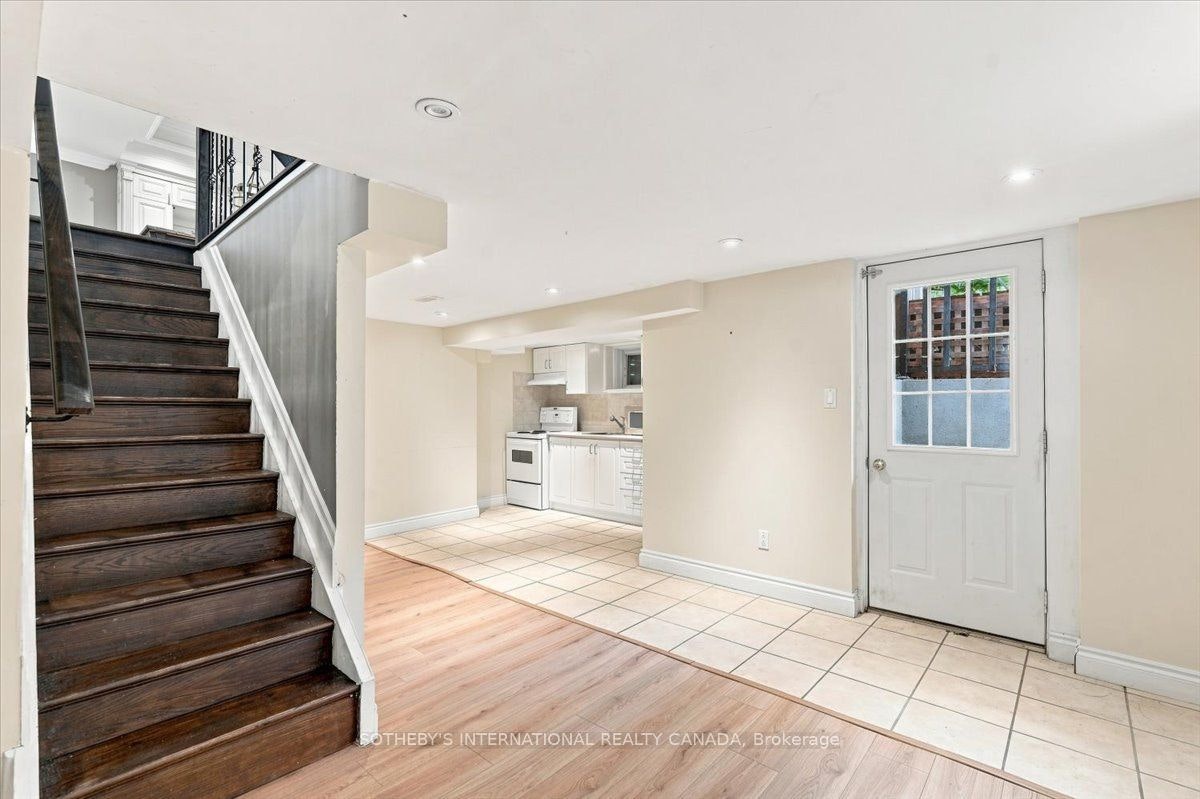 776 Marlee Avenue, Toronto, ON, M6B 3J9 - 29