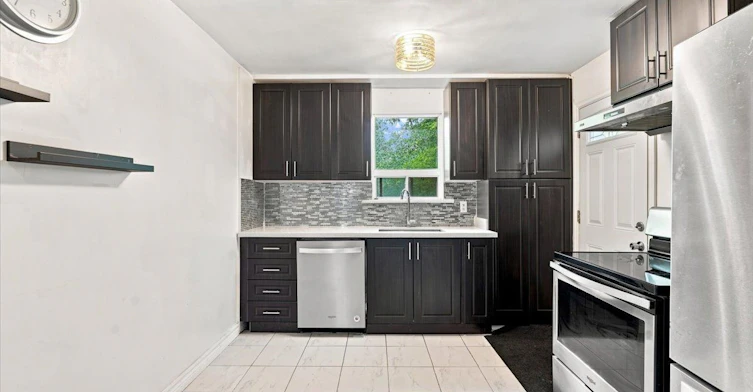 782 Marlee Avenue, Toronto, ON, M6B 3J9 - 9