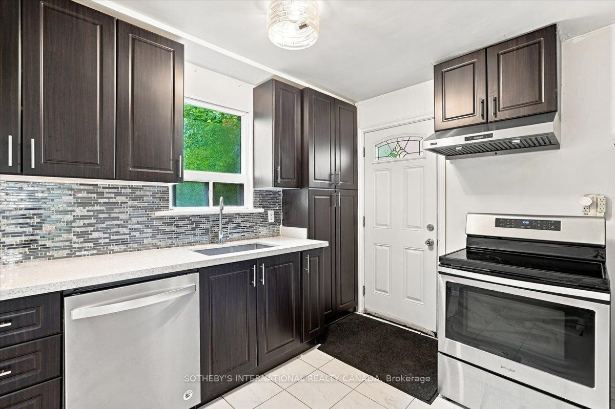 782 Marlee Avenue, Toronto, ON, M6B 3J9 - 10