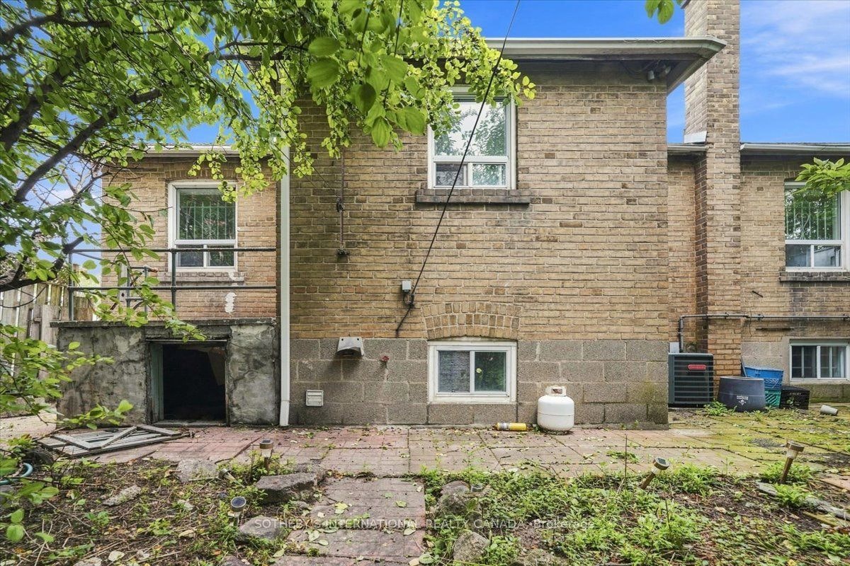 782 Marlee Avenue, Toronto, ON, M6B 3J9 - 31