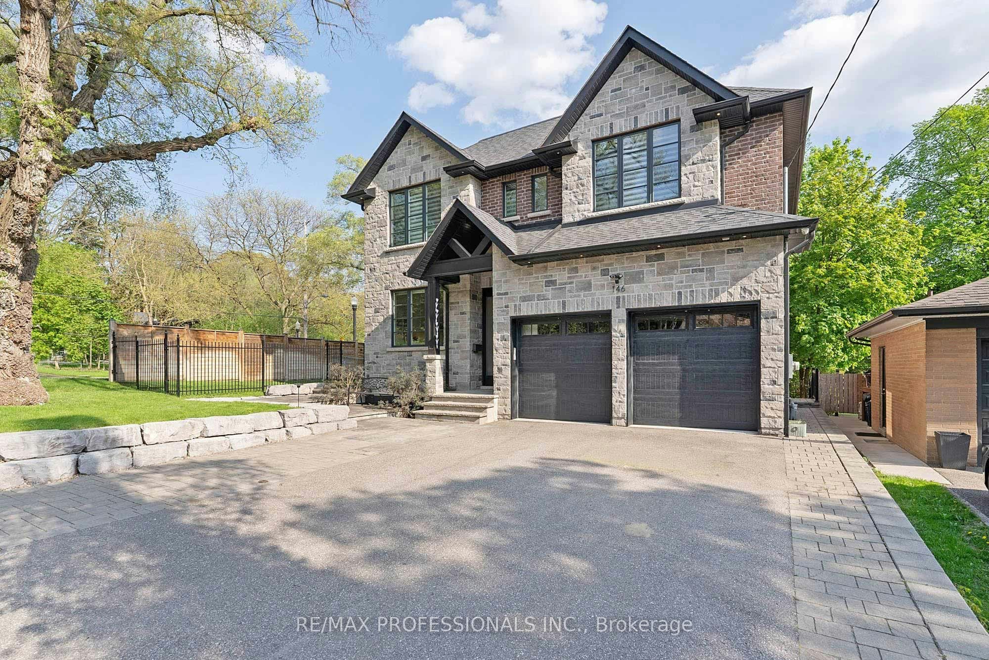 146 Thompson Avenue, Toronto, ON, M8Z 3V2