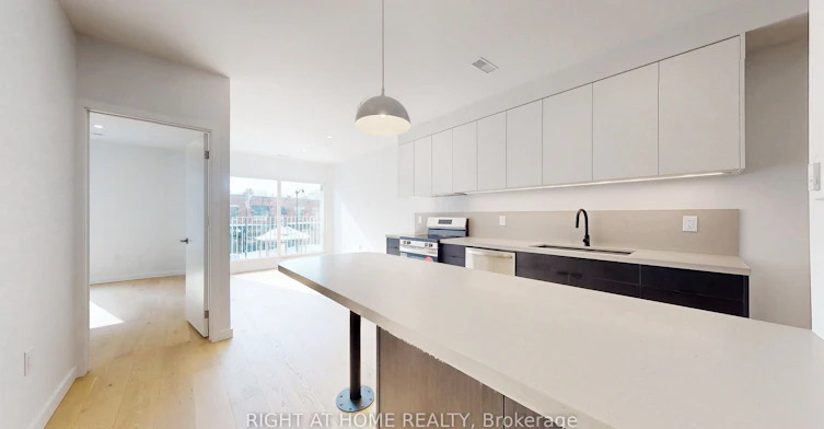 Unit 3-3122 Dundas Street W, Toronto, ON, M6P 2A1