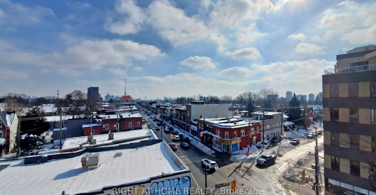 Unit 3-3122 Dundas Street W, Toronto, ON, M6P 2A1 - 12