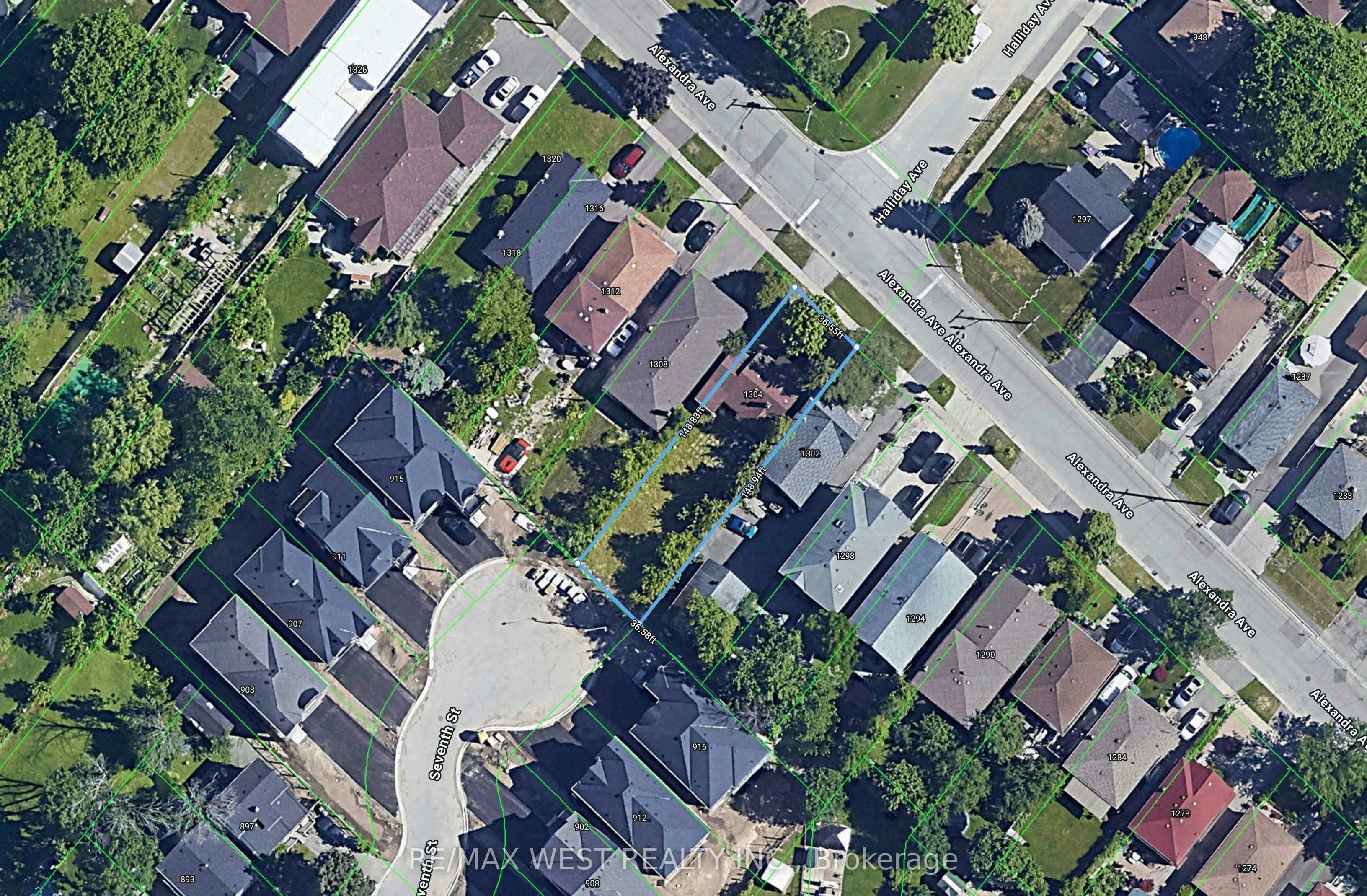 1304 Alexandra Avenue, Mississauga, ON, L5E 2A6