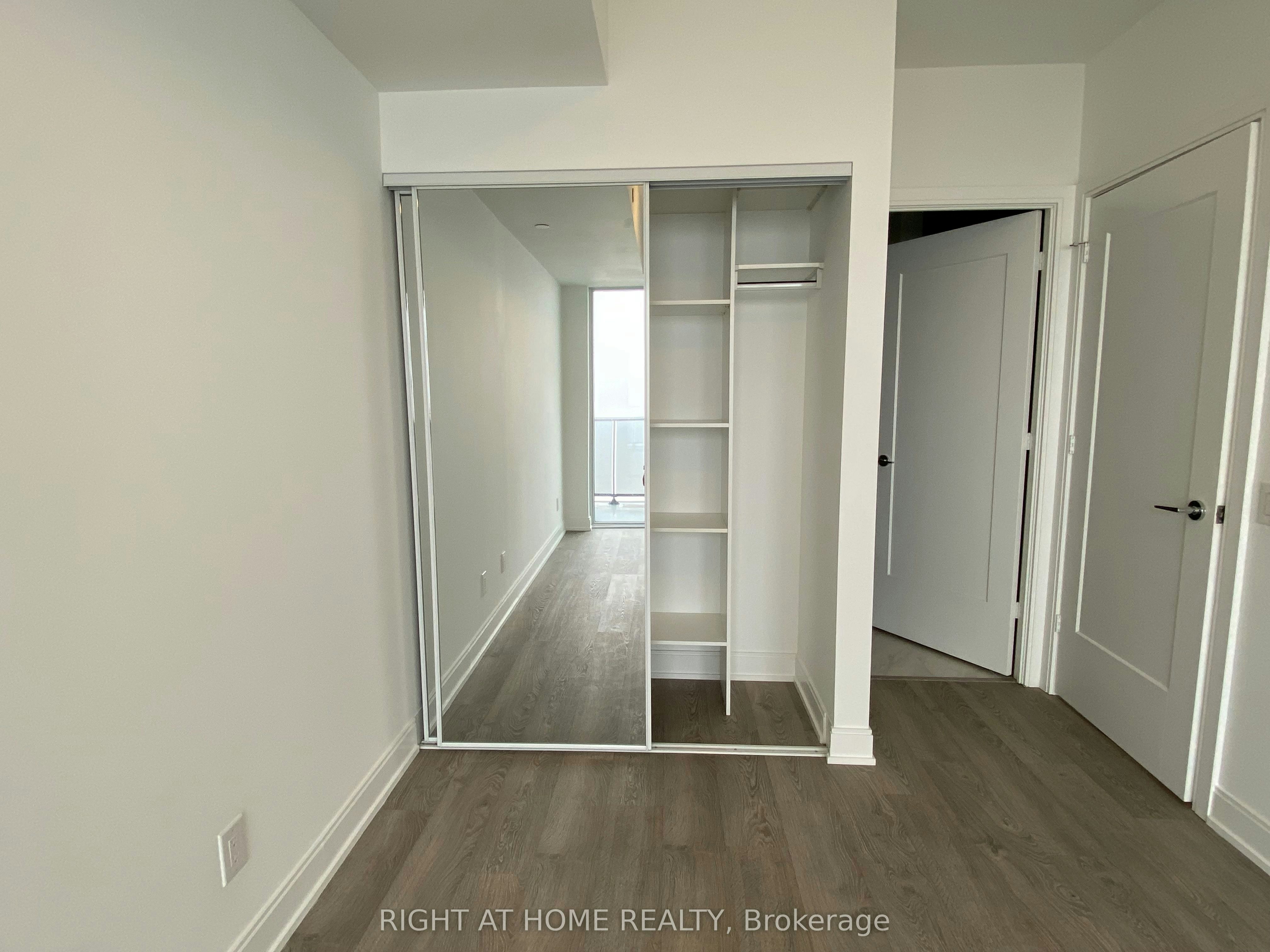 1610-70 Annie Craig Drive, Toronto, ON, M8V 0G2 - 10