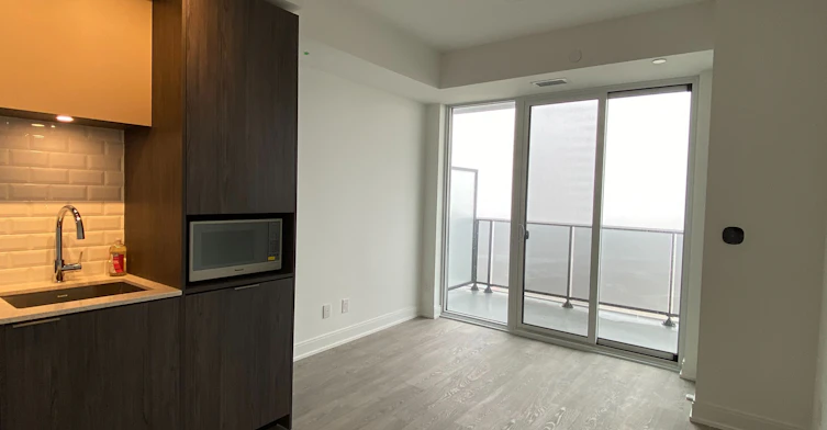 1610-70 Annie Craig Drive, Toronto, ON, M8V 0G2 - 4