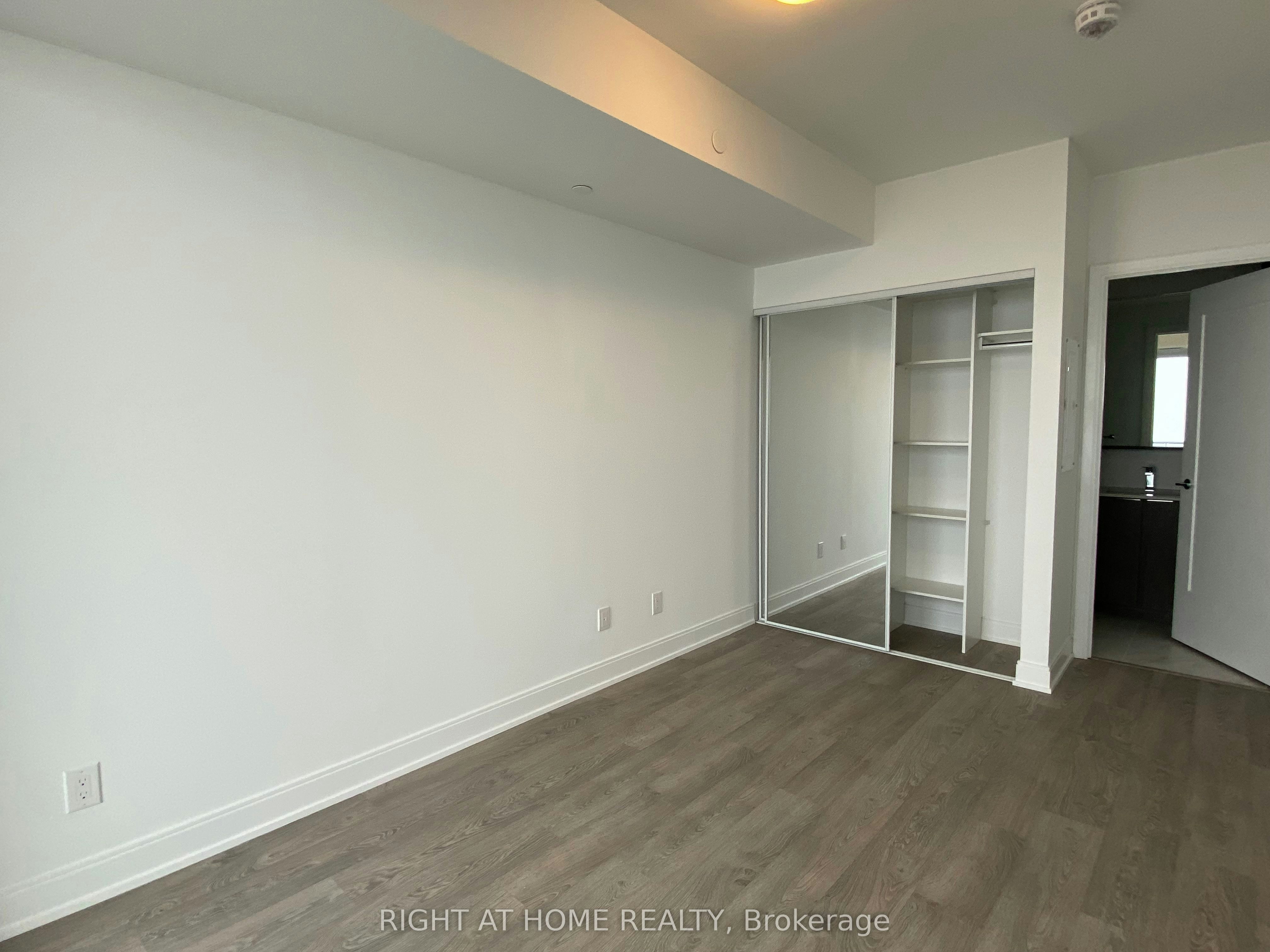 1610-70 Annie Craig Drive, Toronto, ON, M8V 0G2 - 9