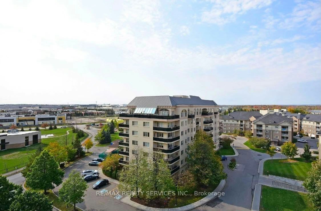 803-10 Dayspring Circle, Brampton, ON, L6P 1B9
