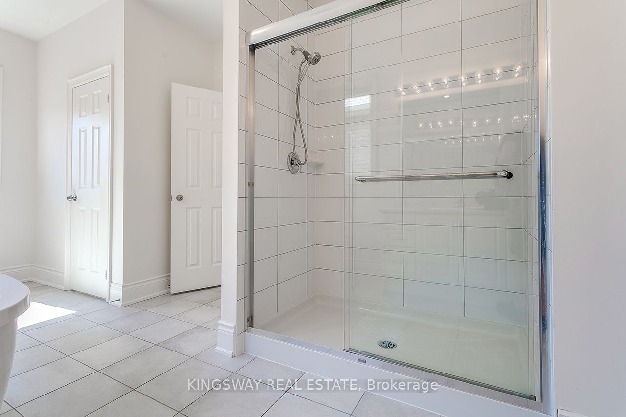 3226 William Rose Way, Oakville, ON, L6H 0T6 - 26