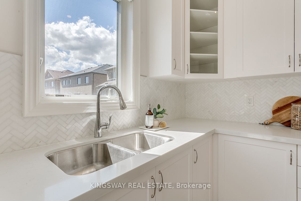 3226 William Rose Way, Oakville, ON, L6H 0T6 - 9