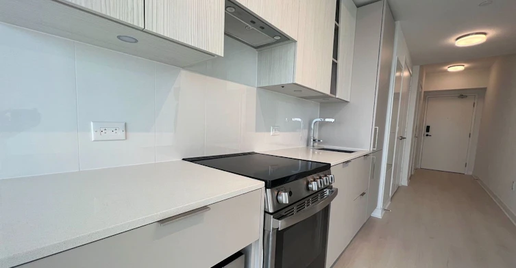 2507-3900 Confederation Parkway, Mississauga, ON, L5B 0M3 - 7
