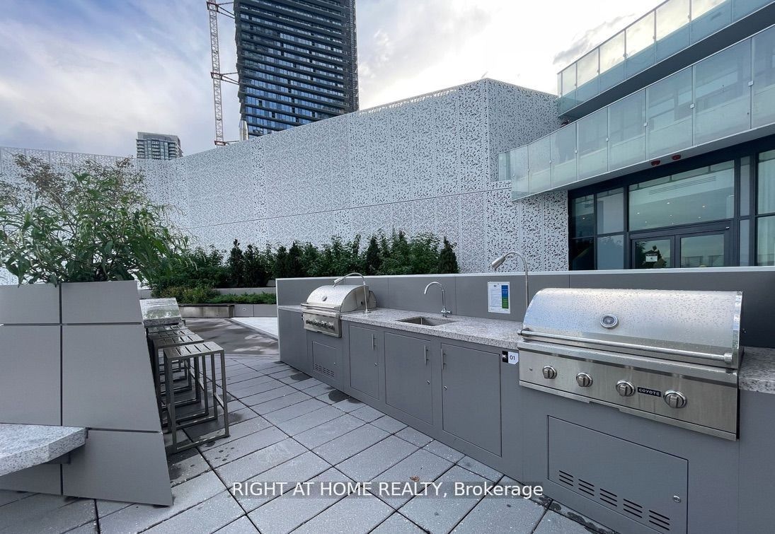 2507-3900 Confederation Parkway, Mississauga, ON, L5B 0M3 - 26