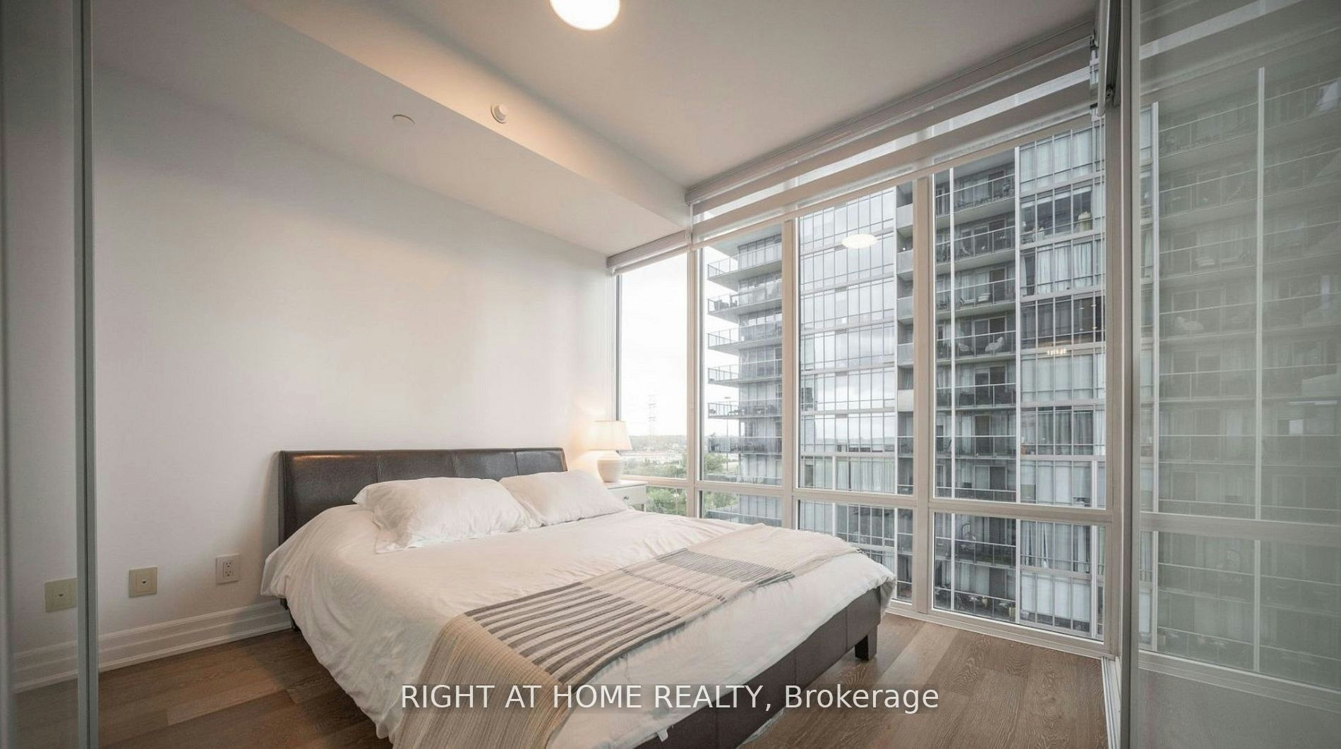 1010-88 Park Lawn Rd Road, Toronto, ON, M8Y 0B5 - 23