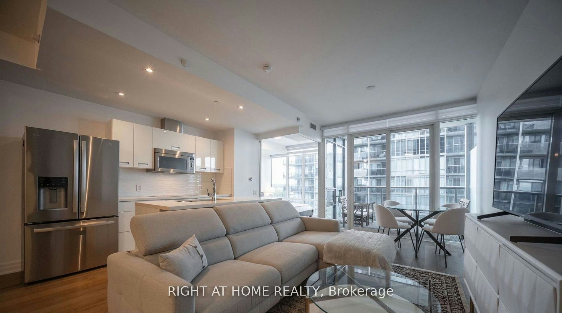 1010-88 Park Lawn Rd Road, Toronto, ON, M8Y 0B5 - 13