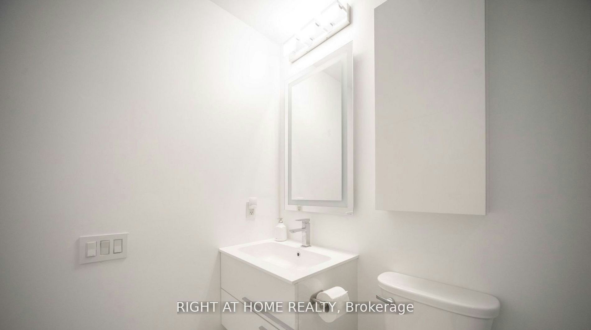 1010-88 Park Lawn Rd Road, Toronto, ON, M8Y 0B5 - 37
