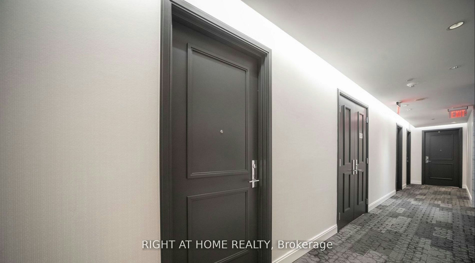 1010-88 Park Lawn Rd Road, Toronto, ON, M8Y 0B5 - 5