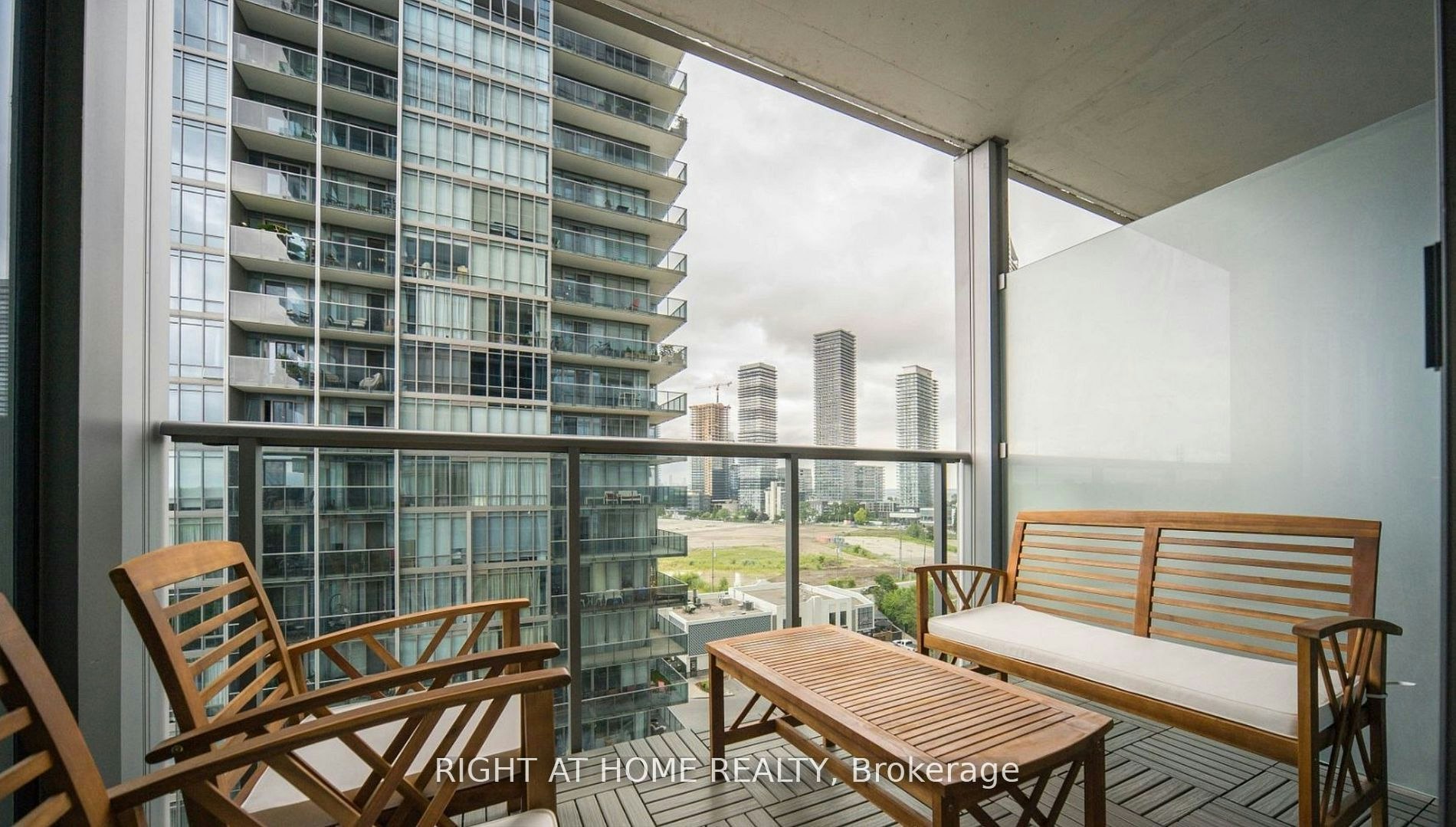 1010-88 Park Lawn Rd Road, Toronto, ON, M8Y 0B5 - 34