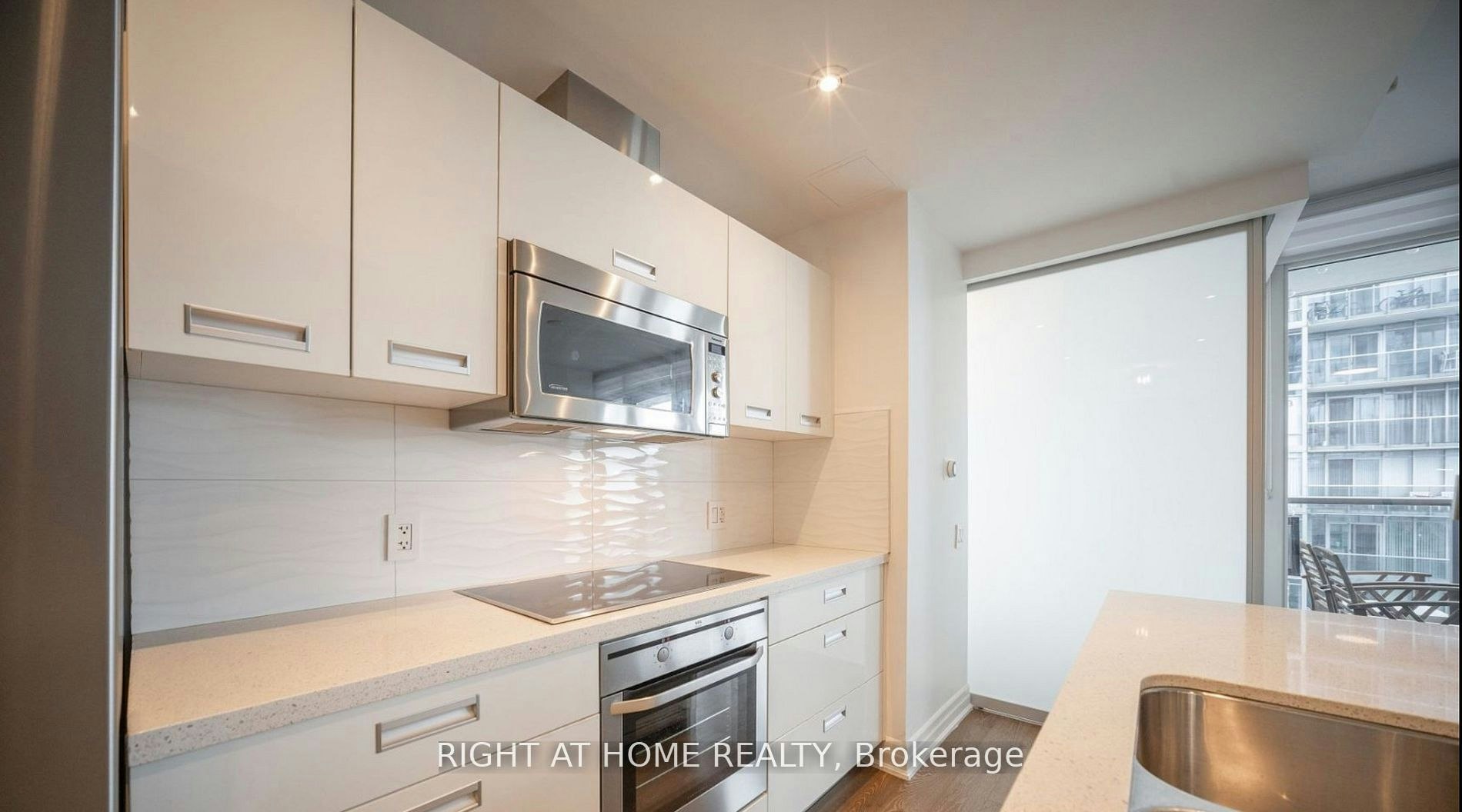 1010-88 Park Lawn Rd Road, Toronto, ON, M8Y 0B5 - 27