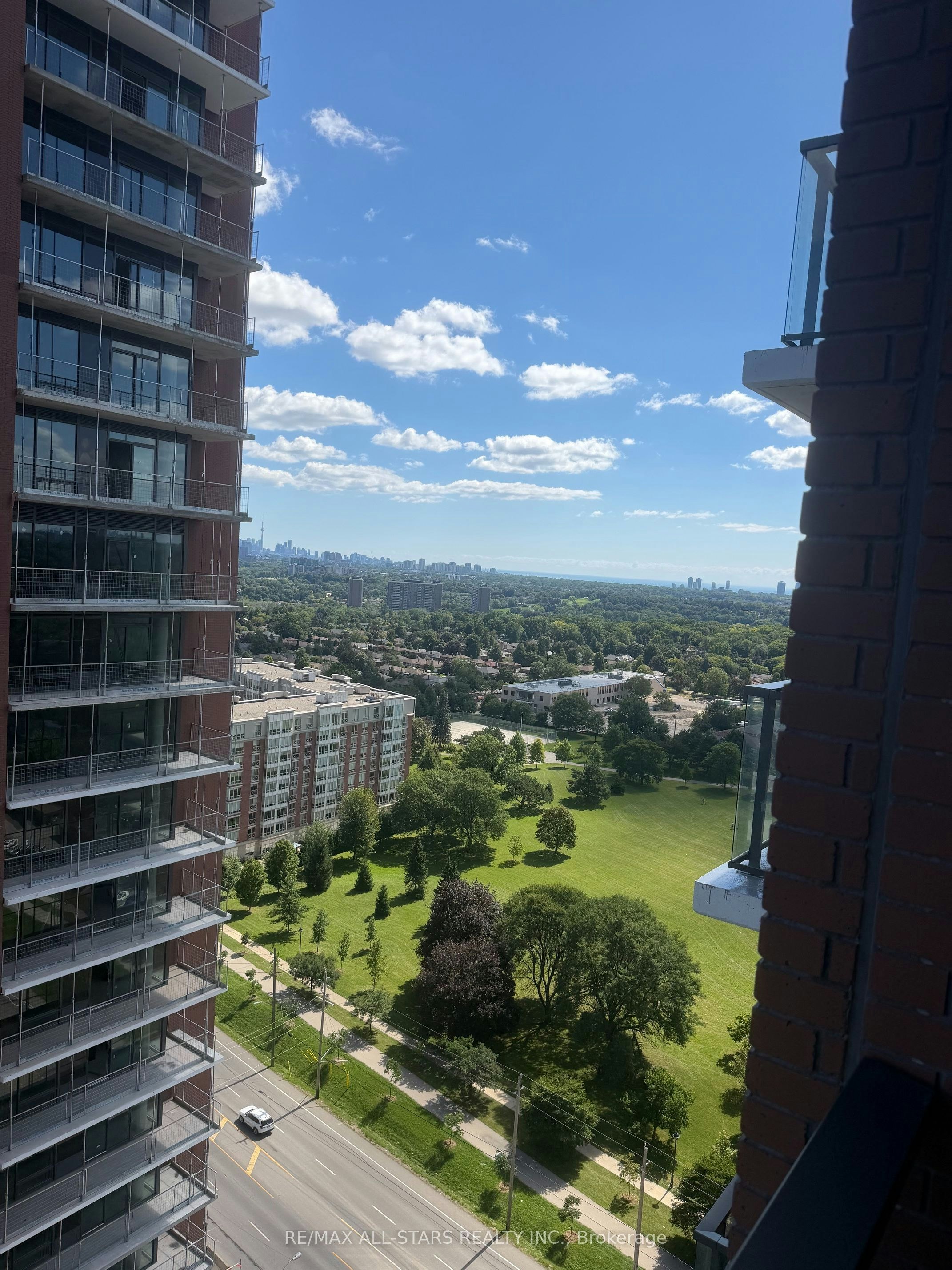1922-4010 Eglinton Avenue W, Toronto, ON, M9A 0G5 - 8