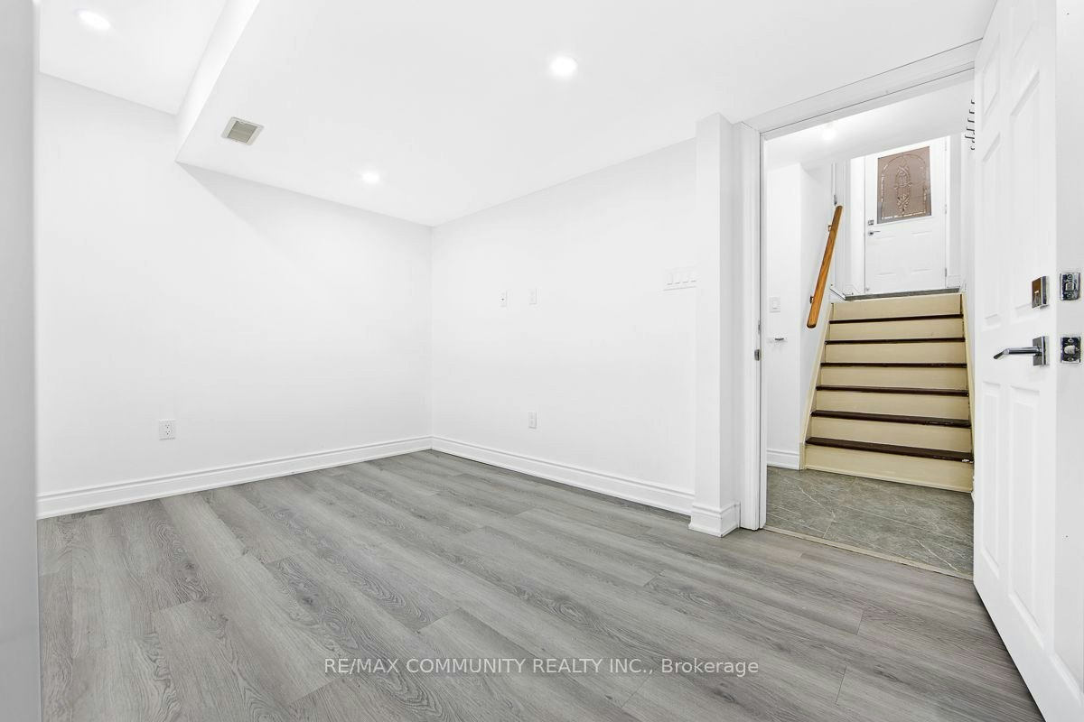 Bsmt-64 Fallstar Crescent, Brampton, ON, L7A 2J7 - 3