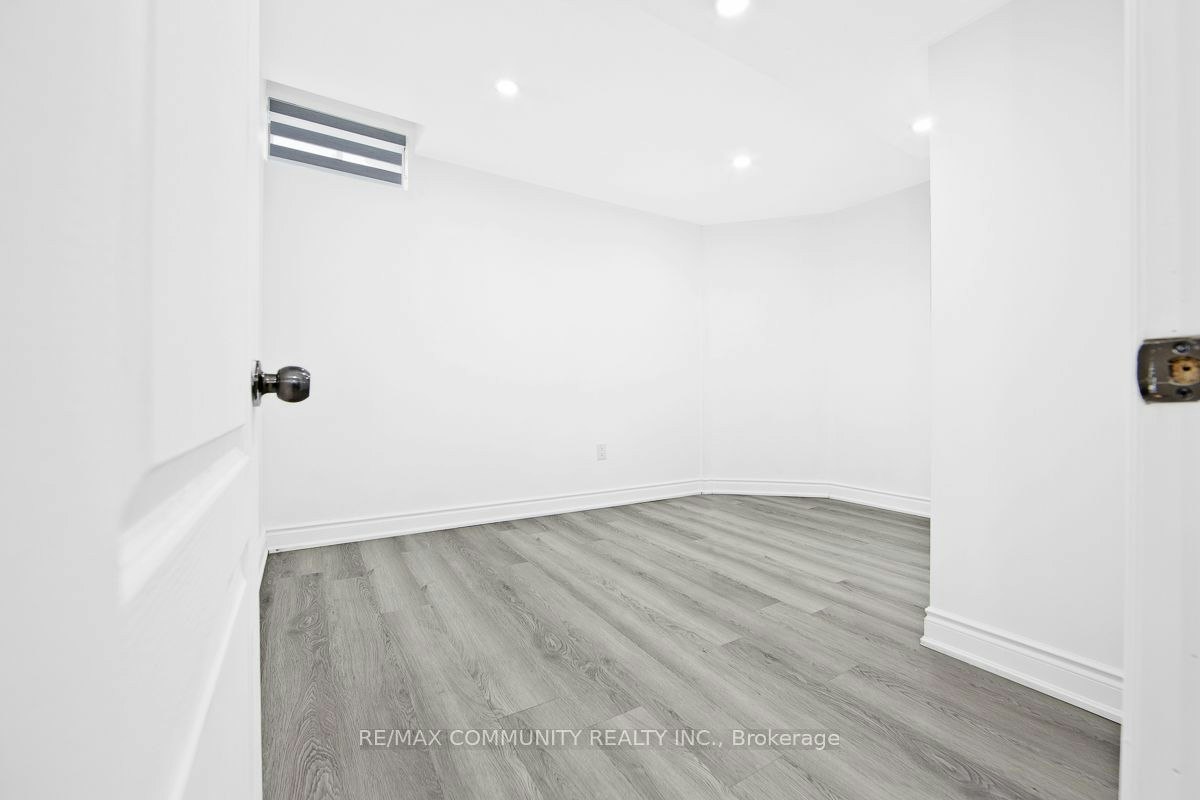 Bsmt-64 Fallstar Crescent, Brampton, ON, L7A 2J7 - 7