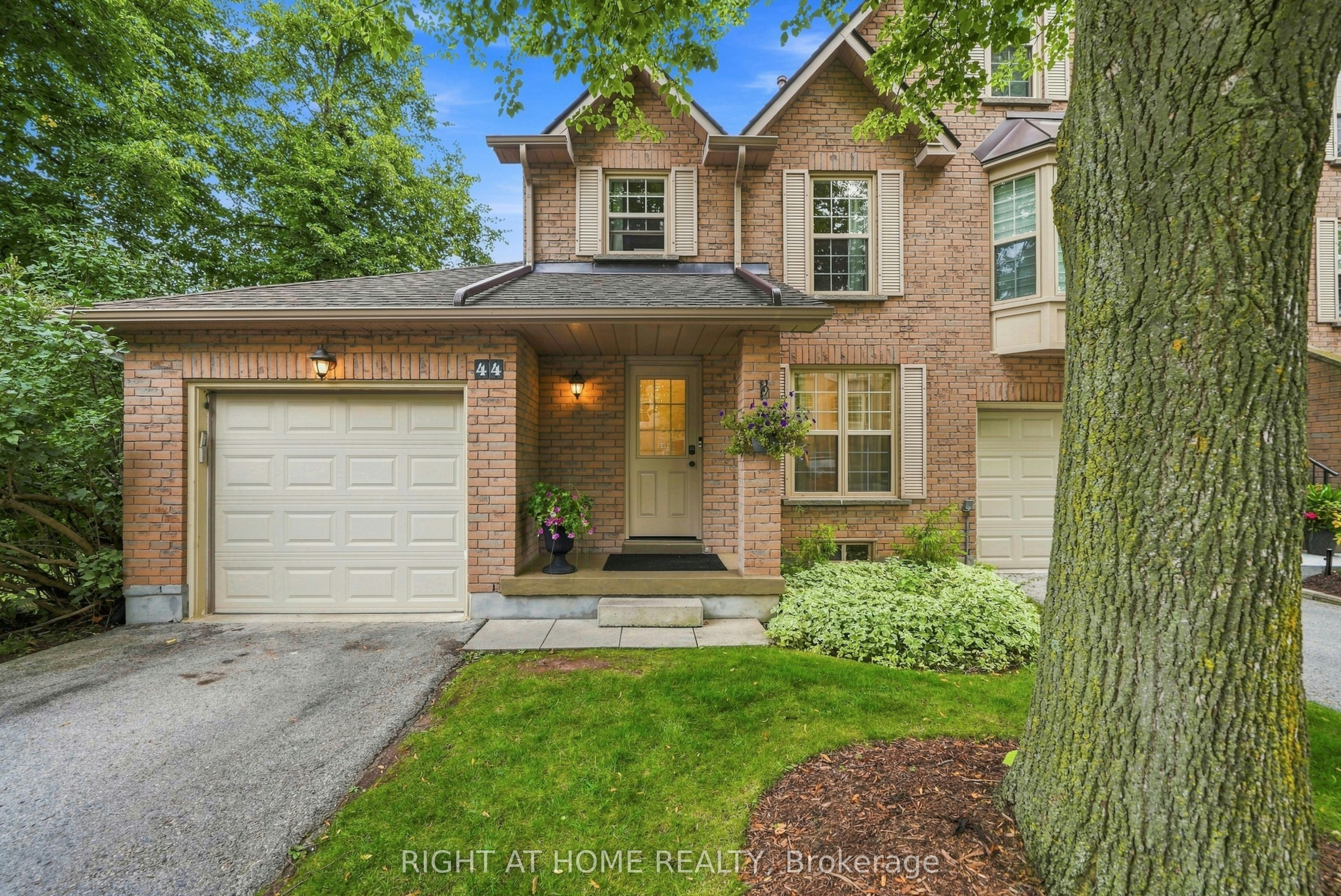 44-2272 Mowat Avenue, Oakville, ON, L6H 5L8