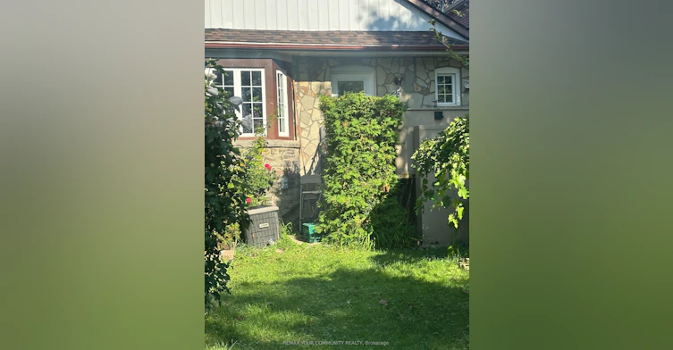 25 Ninth Street, Toronto, ON, M8V 3E2