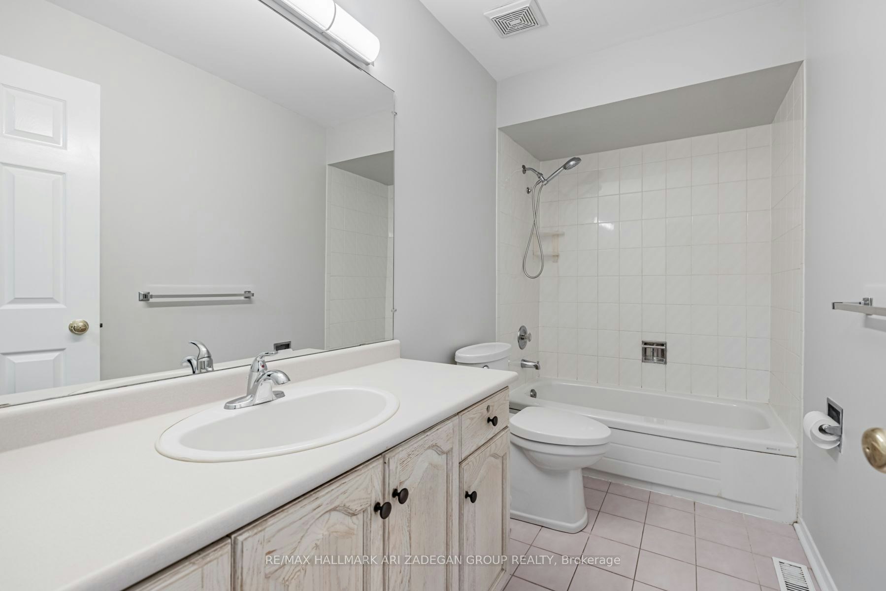 125-3050 Orleans Road, Mississauga, ON, L5L 5P7 - 24