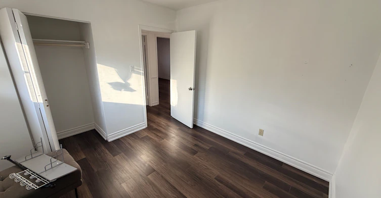 71 Navenby Crescent, Toronto, ON, M9L 1B3 - 12