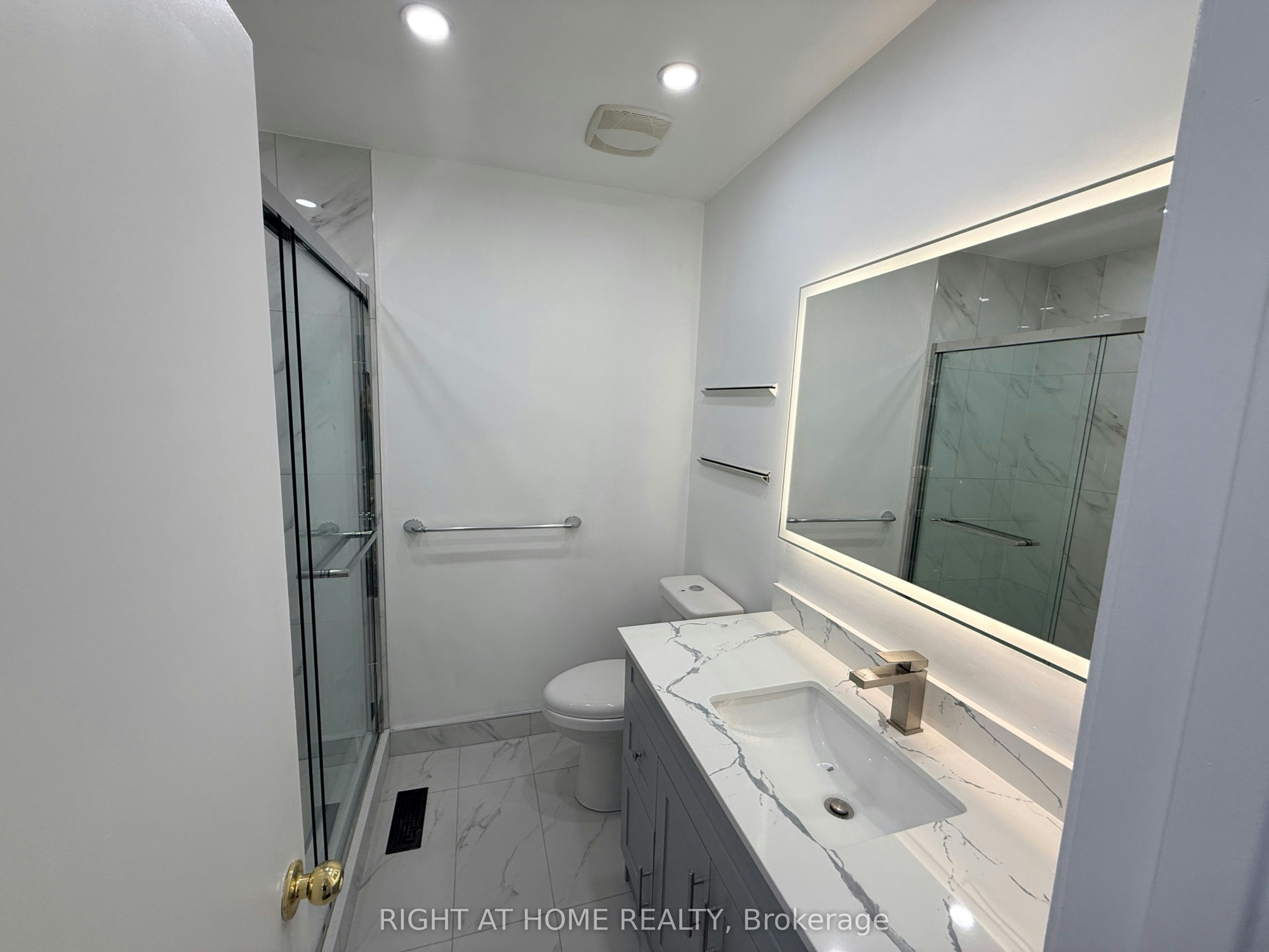 71 Navenby Crescent, Toronto, ON, M9L 1B3 - 10