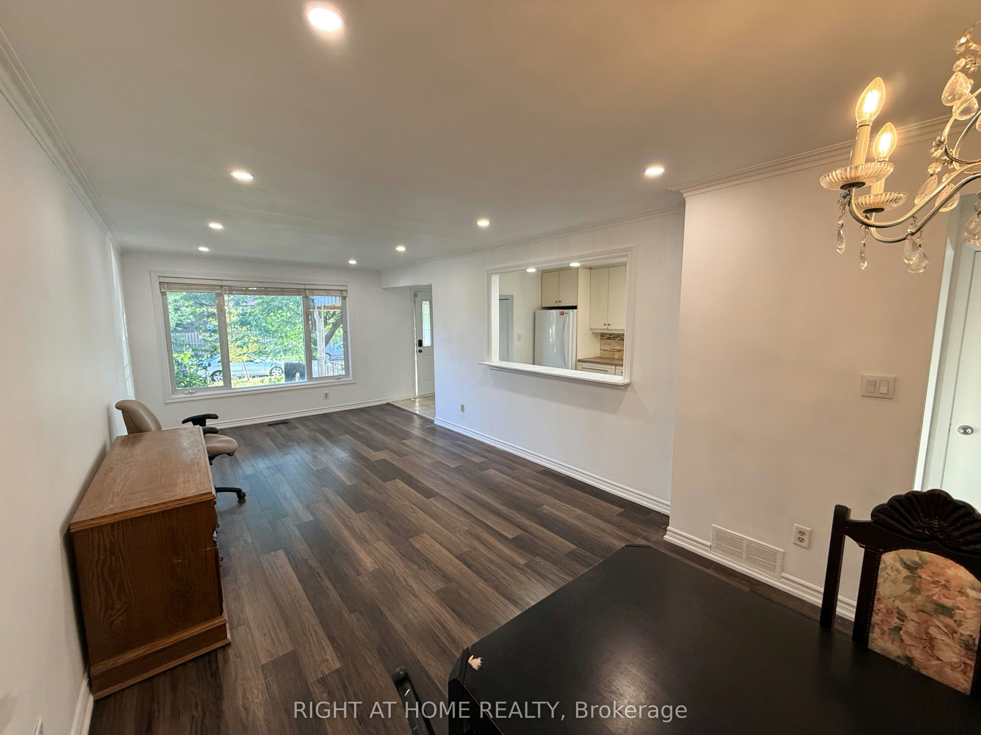 71 Navenby Crescent, Toronto, ON, M9L 1B3 - 7
