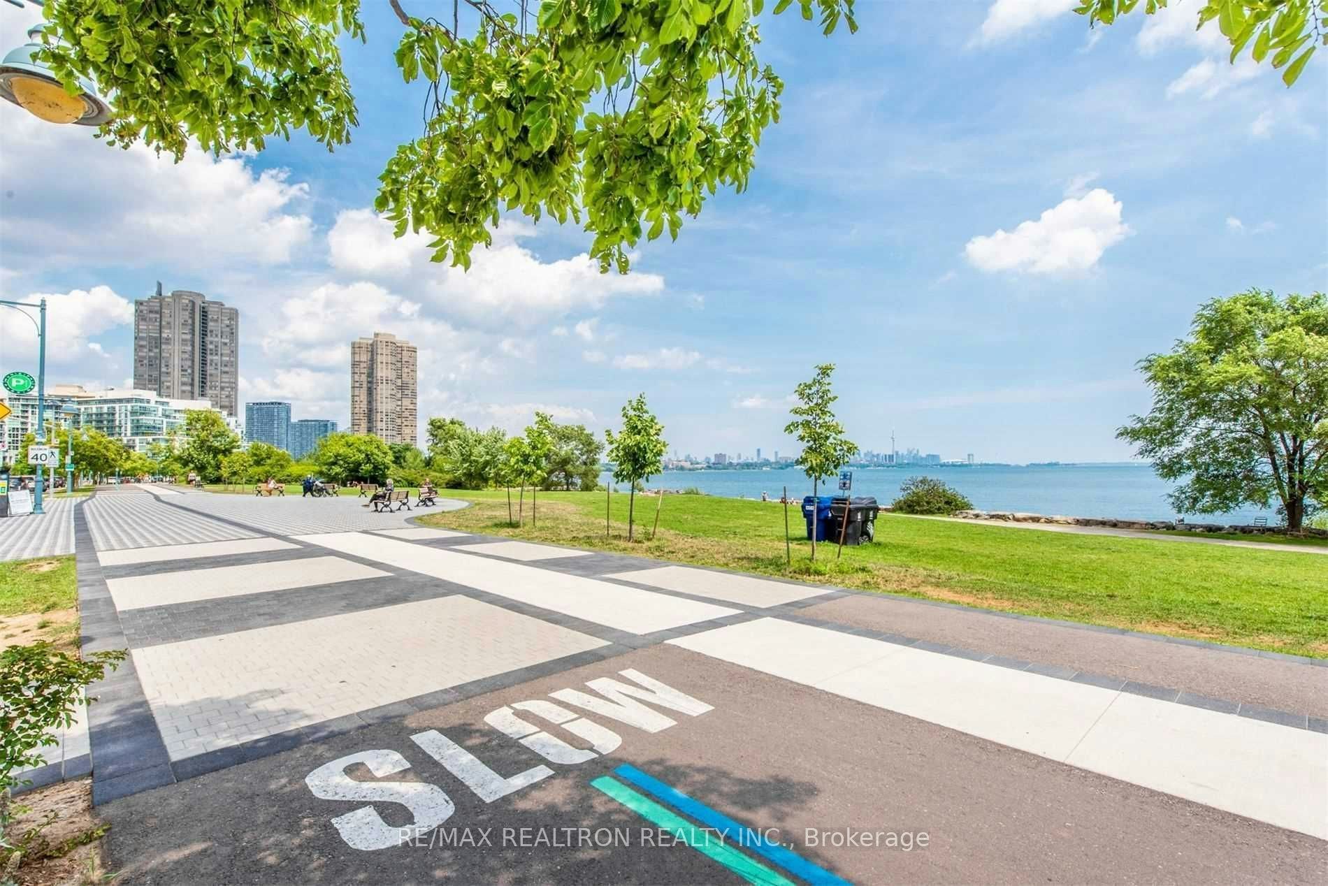 327-251 Manitoba Street, Toronto, ON, M8Y 4G9 - 19