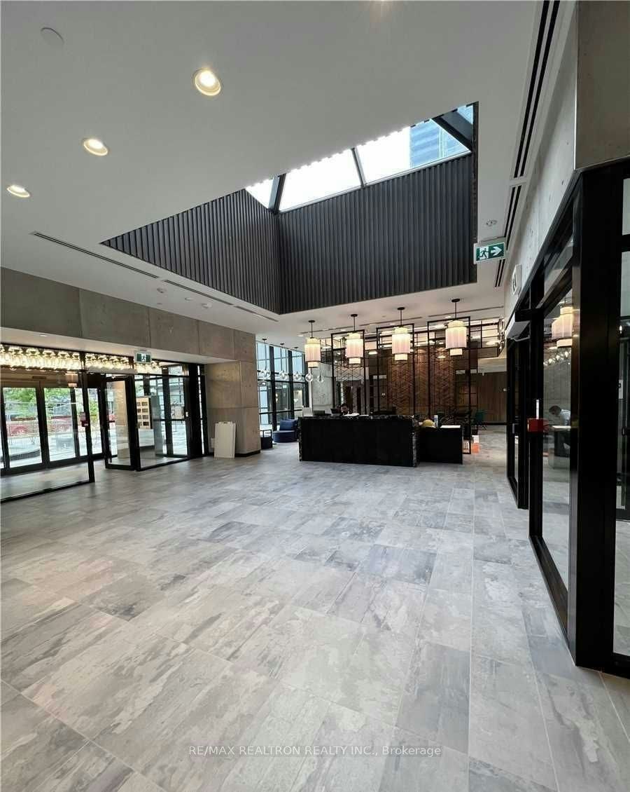 327-251 Manitoba Street, Toronto, ON, M8Y 4G9 - 3